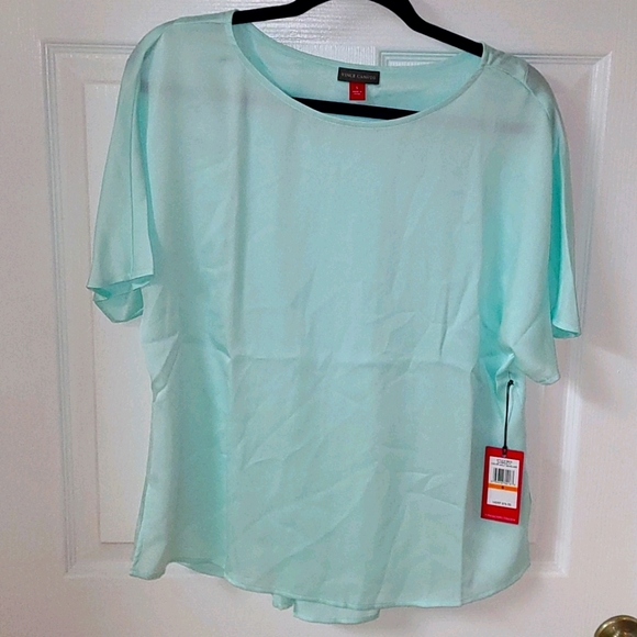 Vince Camuto Tops - Flowy Dress Top